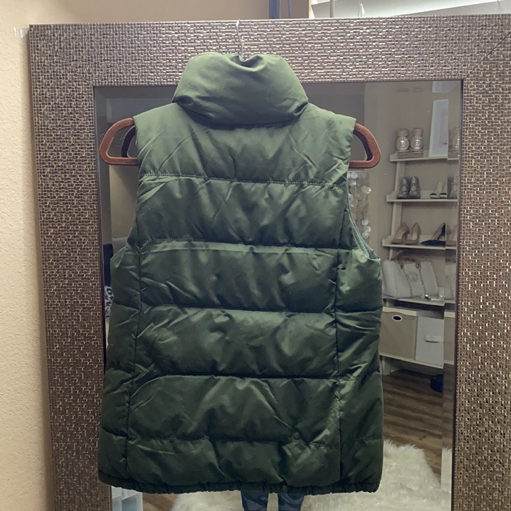 Green puffer vest - Picture 2 of 3